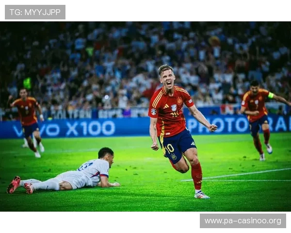 欧洲杯赛场球员突发倒地 官方紧急发布伤情通报详细情况