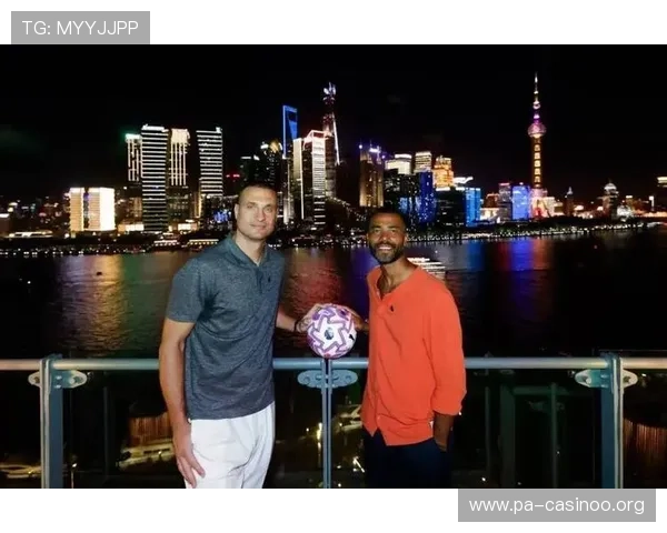 英超豪门内乱升级球迷抗议怒指老板卑劣行径引发俱乐部危机风暴潮