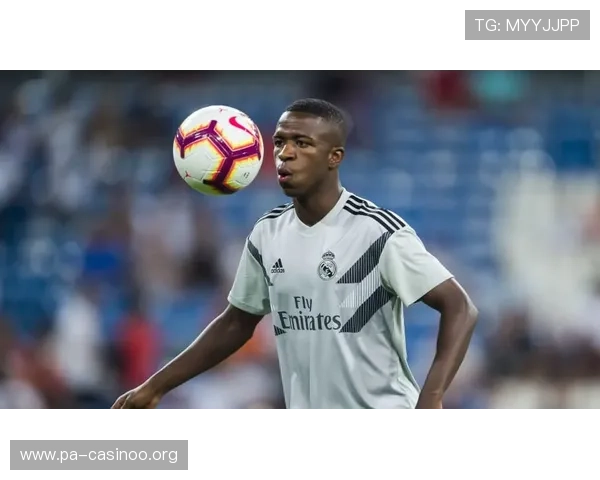 维尼修斯身价暴跌三千万姆巴佩光芒掩盖表现下滑引转会震荡